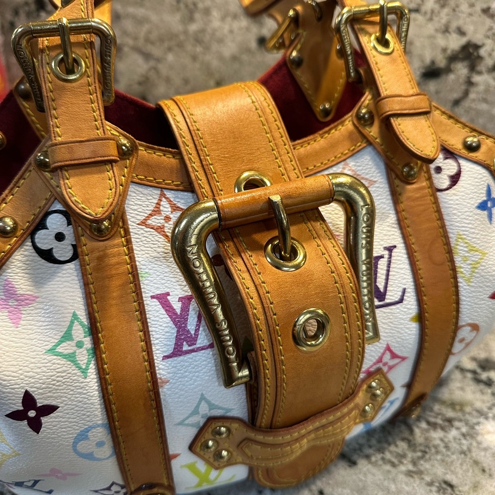 ❌SOLD❌ Authentic LV Theda Monogram Canvas GREAT CONDITION - Picture 13 of 17